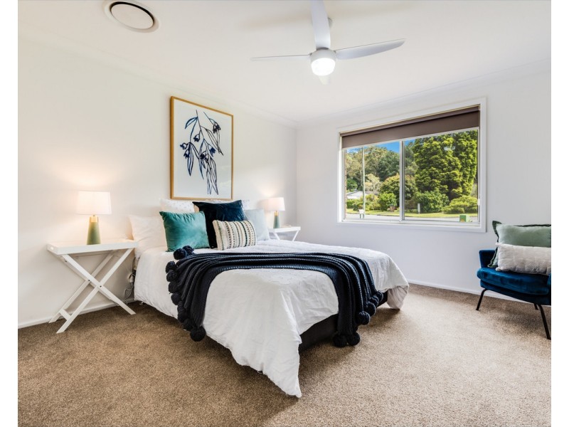 38 Valley View Road, Wyoming NSW 2250