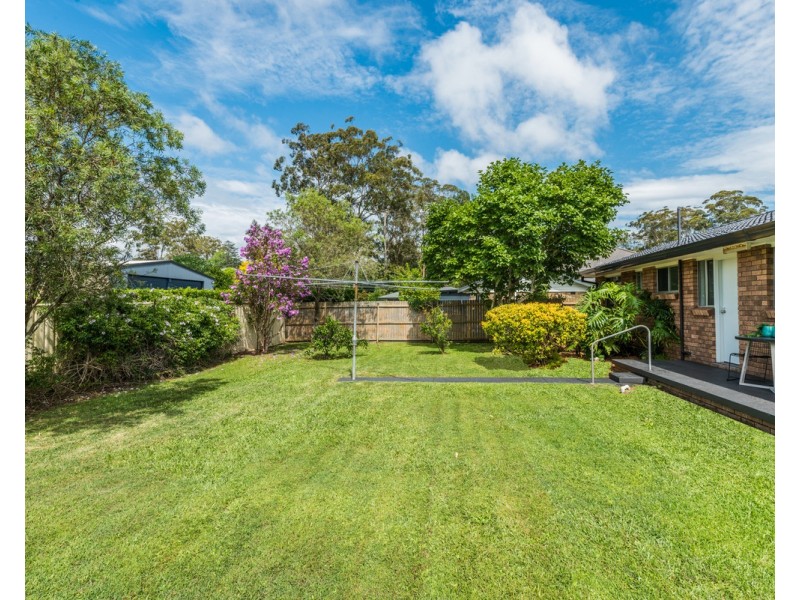 38 Valley View Road, Wyoming NSW 2250