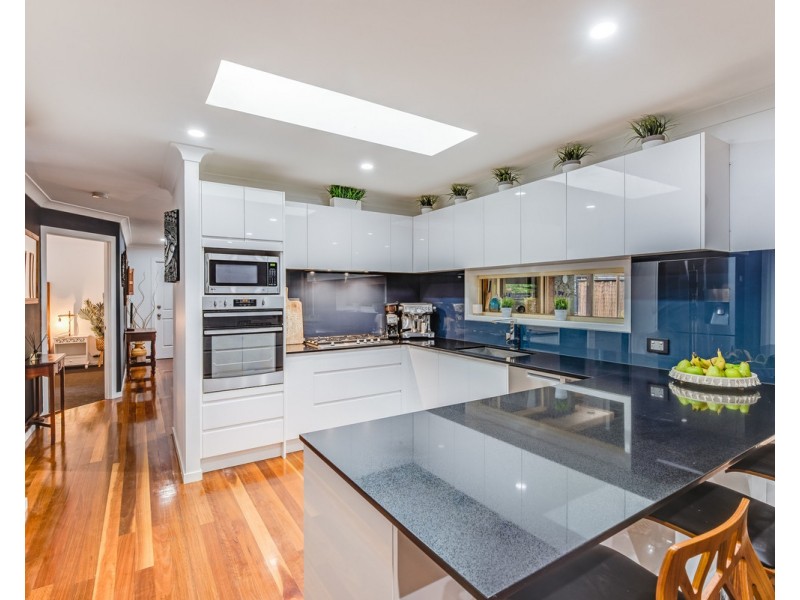 9 Meadow Road, Springfield NSW 2250