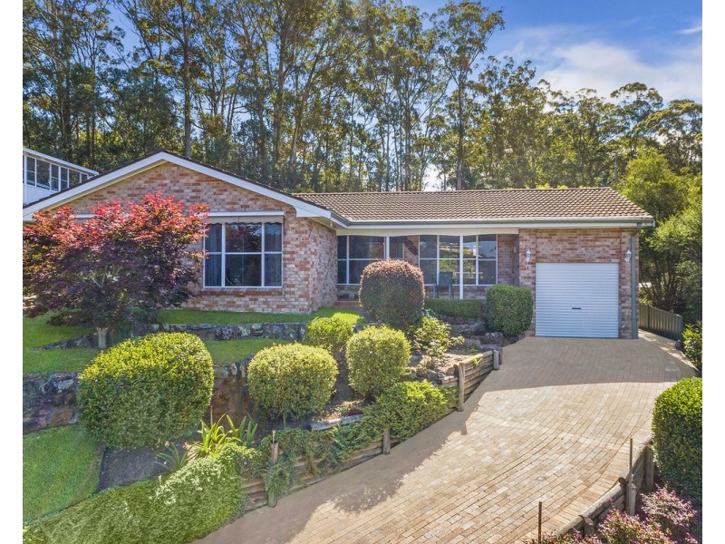 4 Letitia Close, Green Point NSW 2251