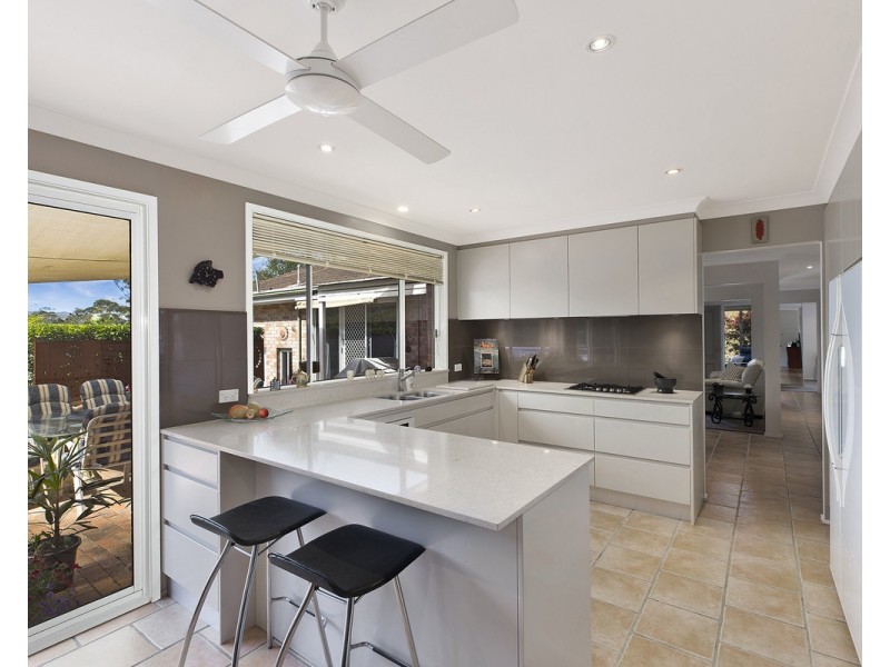 4 Letitia Close, Green Point NSW 2251