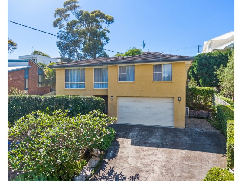 13 Mary Elizabeth Crescent, North Avoca NSW 2260