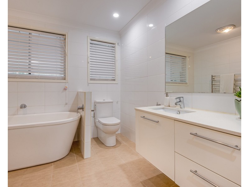 53 Blackbutt Street, Wyoming NSW 2250