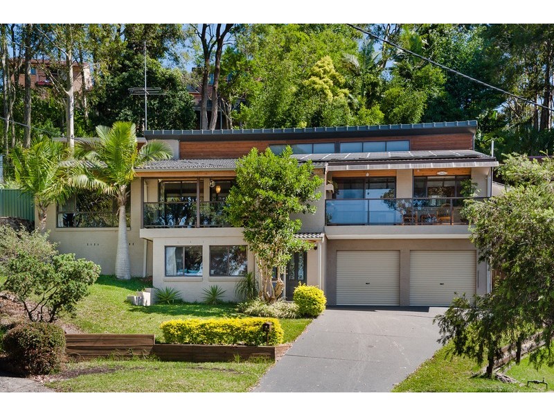 4 Seaspray Close, Bateau Bay NSW 2261