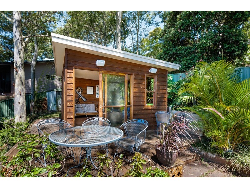 4 Seaspray Close, Bateau Bay NSW 2261