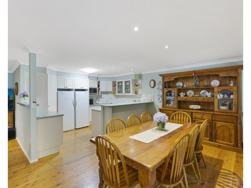 25 Narooma Road, Niagara Park NSW 2250