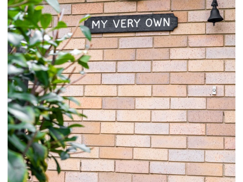 4 Unwin Close, Narara NSW 2250