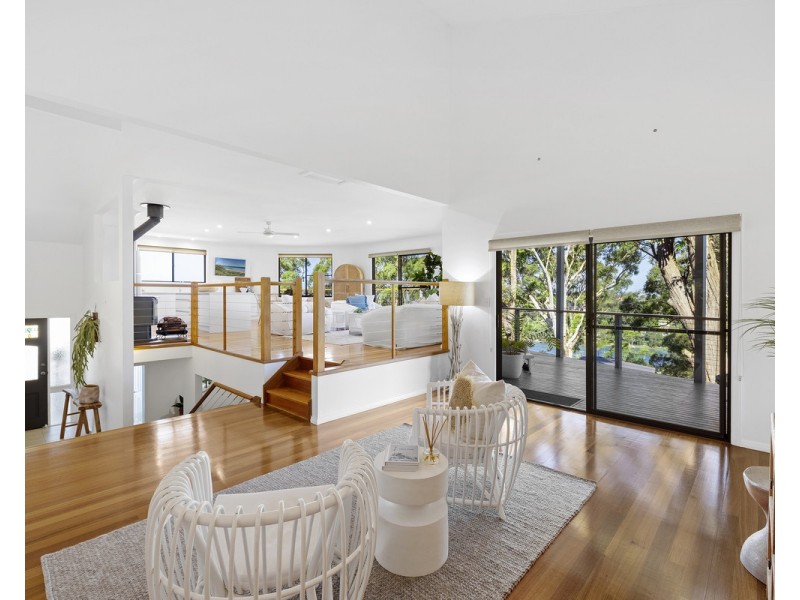 126 Hillside Road, Avoca Beach NSW 2251
