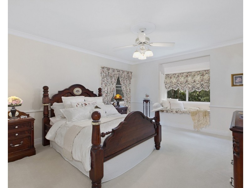 15 Kambala Close, Wyoming NSW 2250