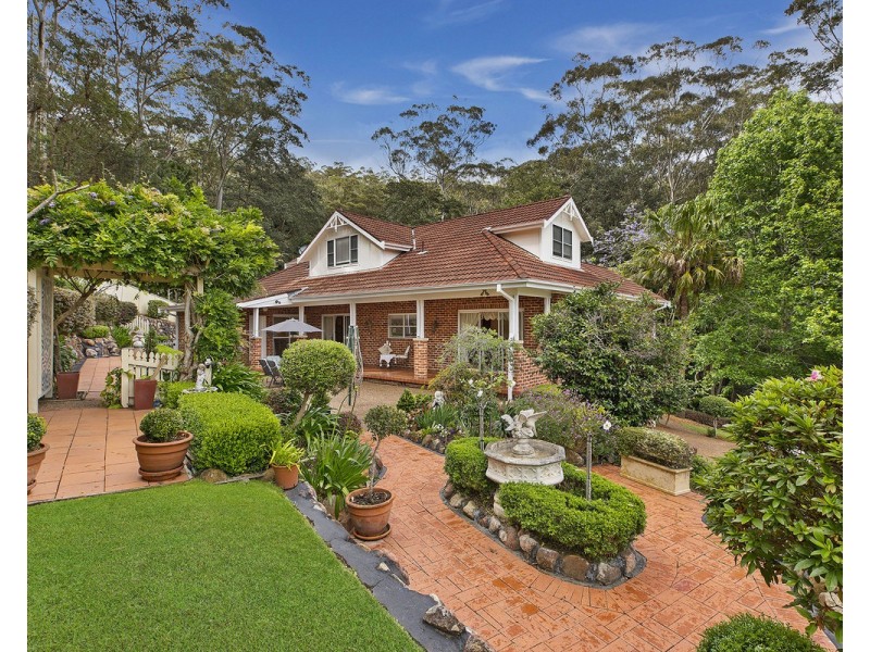 15 Kambala Close, Wyoming NSW 2250