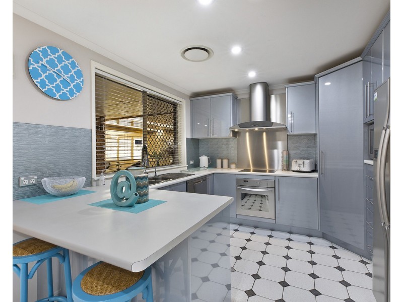 1 Strickland Road, Killarney Vale NSW 2261