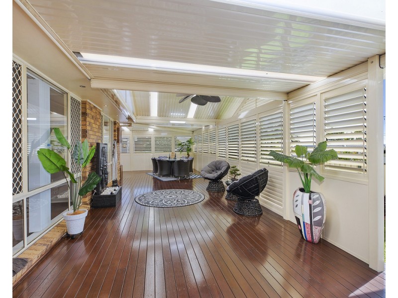 1 Strickland Road, Killarney Vale NSW 2261