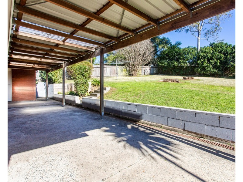 4 Marshdale Road, Springfield NSW 2250