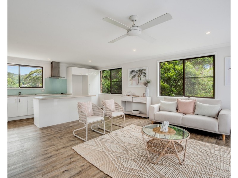 5 Rugby Close, Wyoming NSW 2250