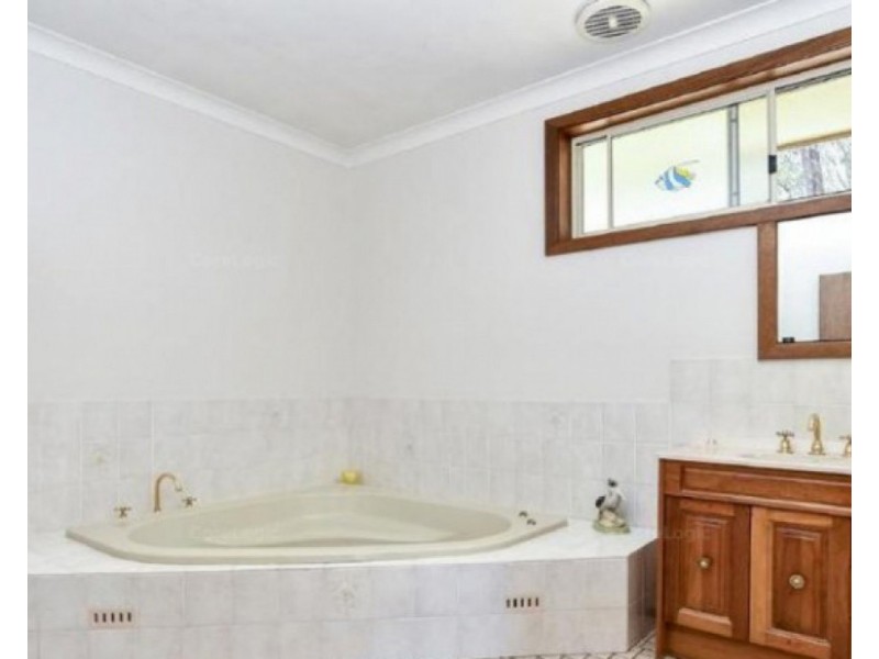 212 Empire Bay Drive, Empire Bay NSW 2257