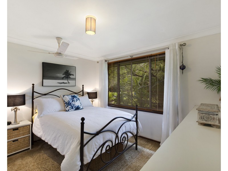 40 Karina Drive, Narara NSW 2250