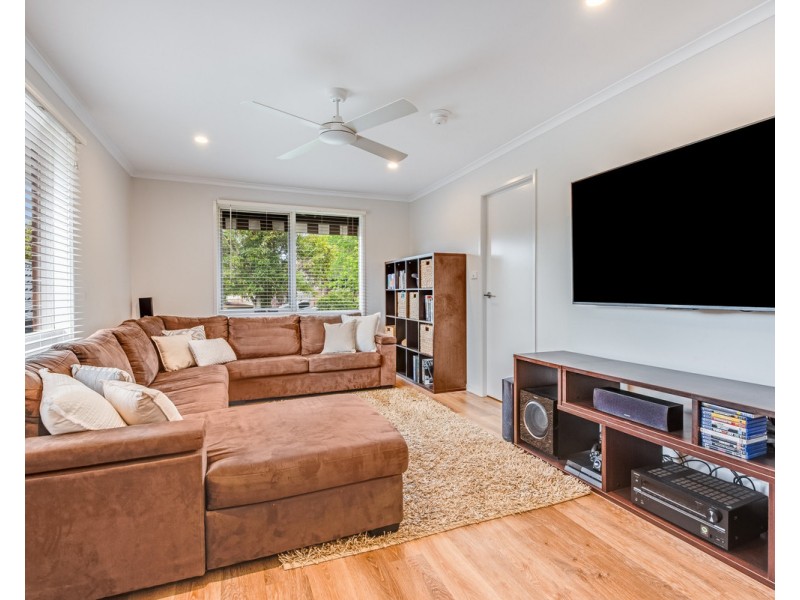 12 Dogwood Close, Wyoming NSW 2250