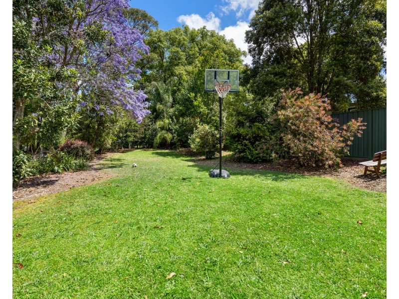 24 Dakara Avenue, Erina NSW 2250