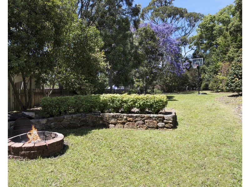 24 Dakara Avenue, Erina NSW 2250