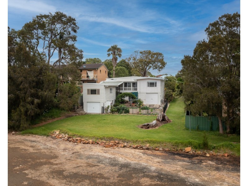 5 Brennon Road, Gorokan NSW 2263