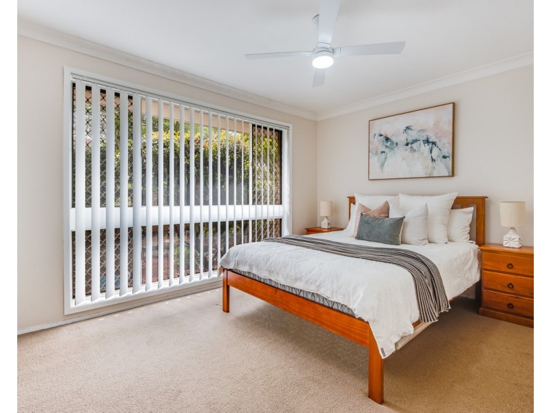 48 Orange Parade, Wyoming NSW 2250