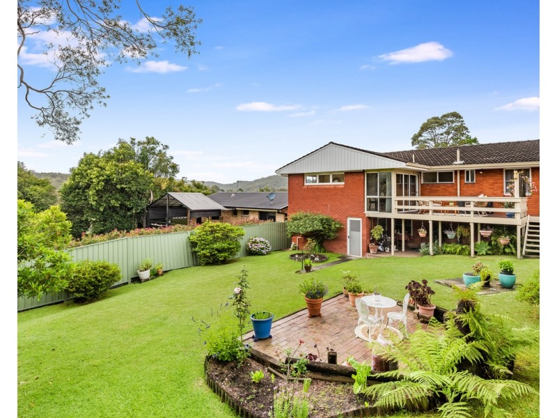 3 Crawford Crescent, Wyoming NSW 2250