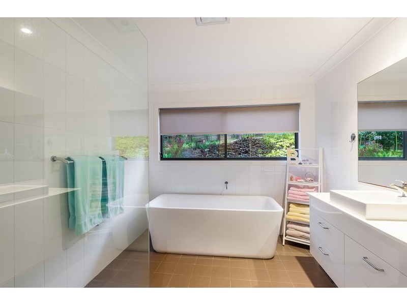 144 Ocean View Drive, Wamberal NSW 2260