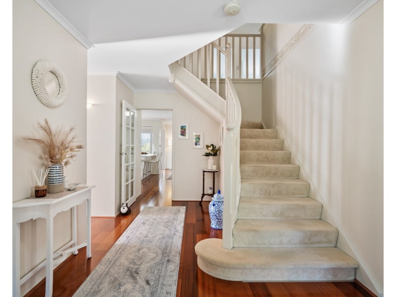 51 Bronzewing Drive, Erina NSW 2250