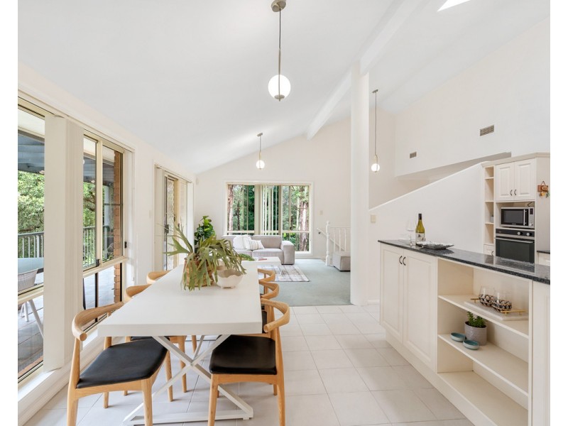 21 Thames Drive, Erina NSW 2250