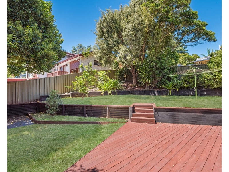 14 Elizabeth Street, Wyoming NSW 2250