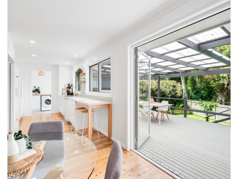 38 Elissa Crescent, Wyoming NSW 2250