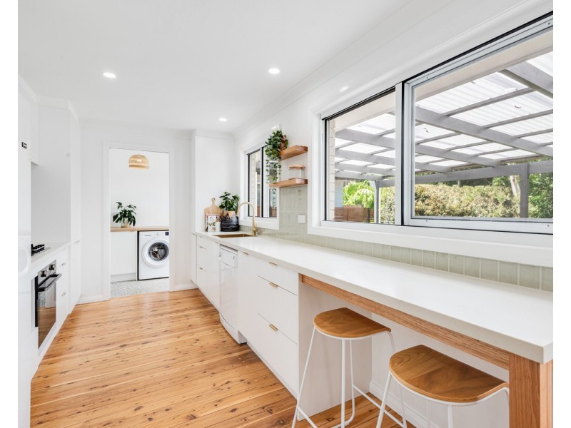 38 Elissa Crescent, Wyoming NSW 2250