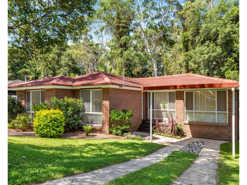 38 Elissa Crescent, Wyoming NSW 2250