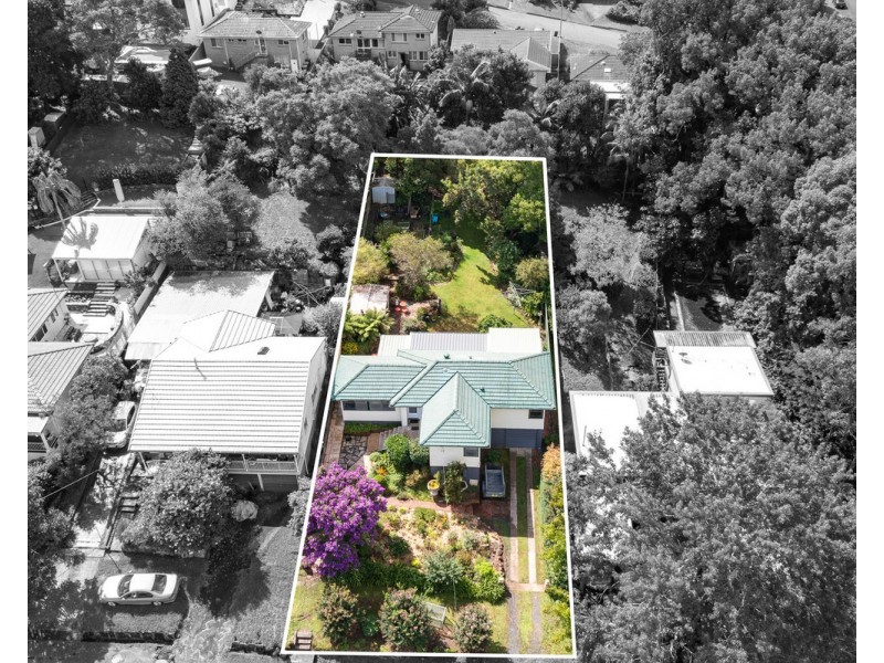 10 Glencoe Avenue, Wyoming NSW 2250