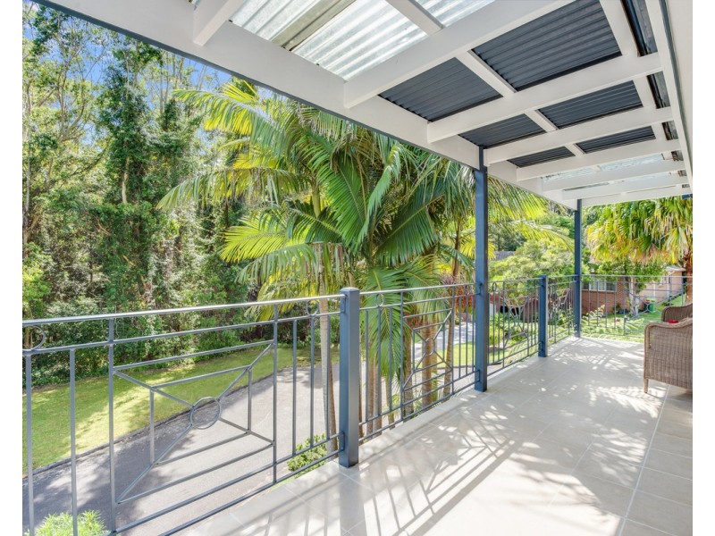 2 Drumalbyn Close, Wyoming NSW 2250