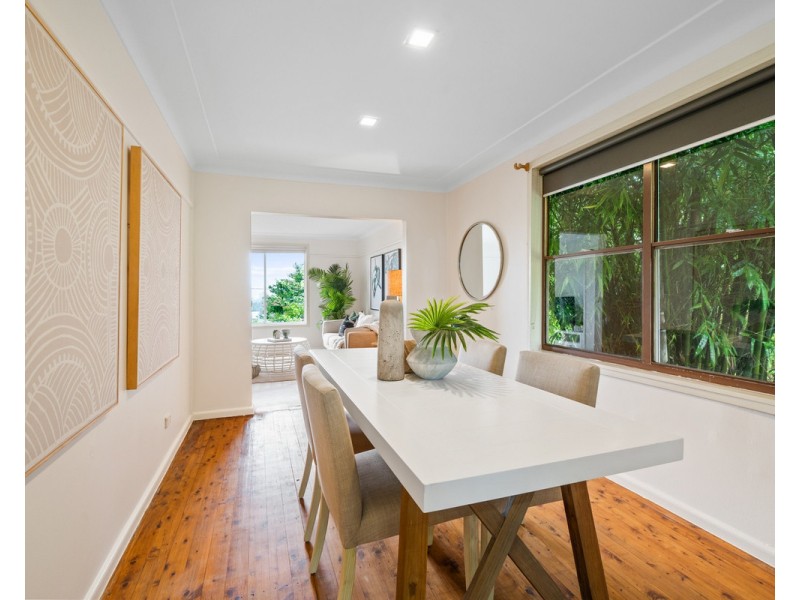 32 Cary Crescent, Springfield NSW 2250