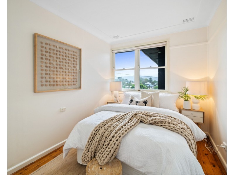 32 Cary Crescent, Springfield NSW 2250