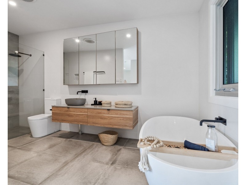 6 Sunrise Avenue, Terrigal NSW 2260