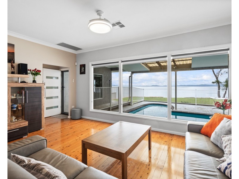 1 Stone Street, Gorokan NSW 2263