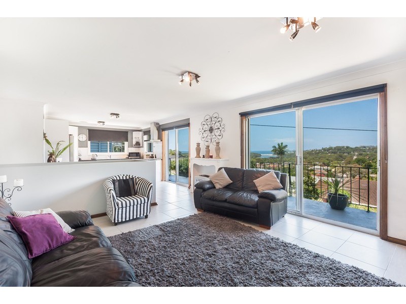 43 Coreen Drive, Wamberal NSW 2260