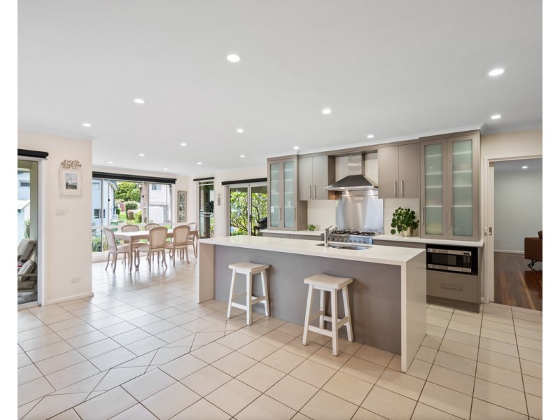 69 Patrick Crescent, Saratoga NSW 2251