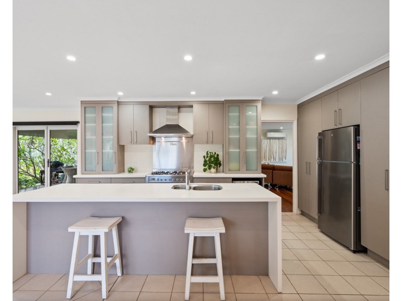 69 Patrick Crescent, Saratoga NSW 2251