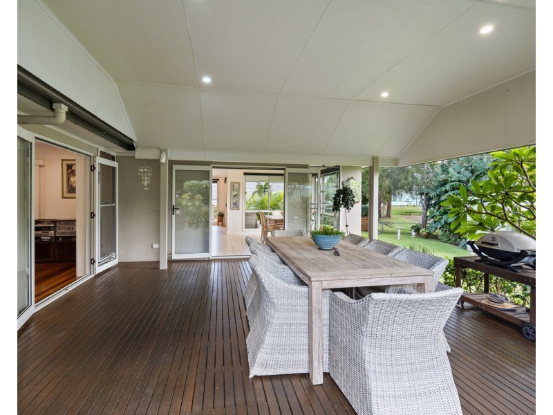 69 Patrick Crescent, Saratoga NSW 2251