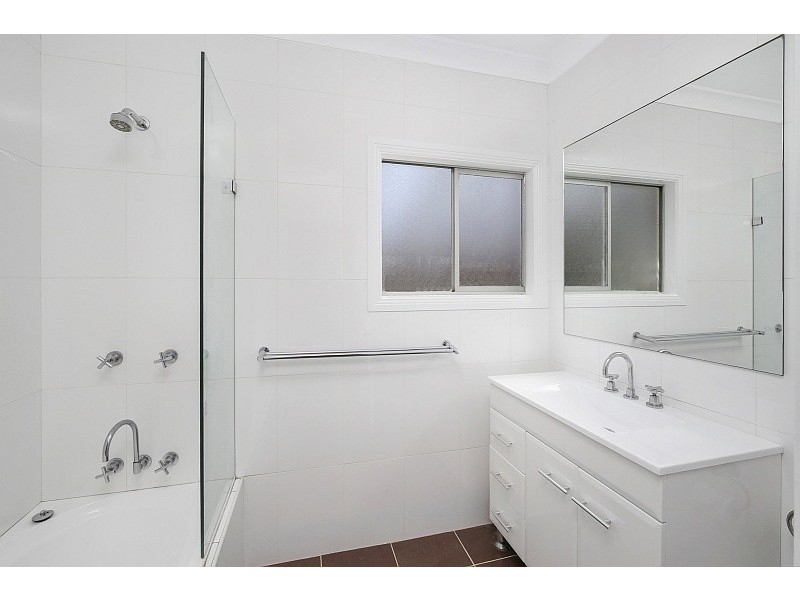 22 John Street, Forresters Beach NSW 2260