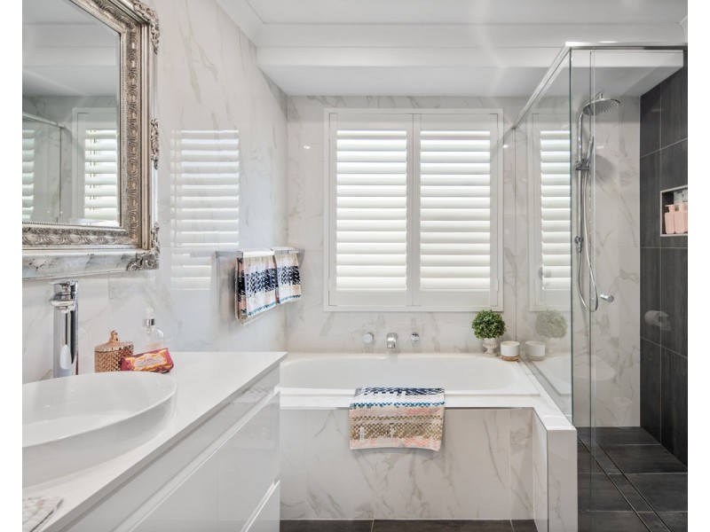 4 Rainbow Close, Lisarow NSW 2250