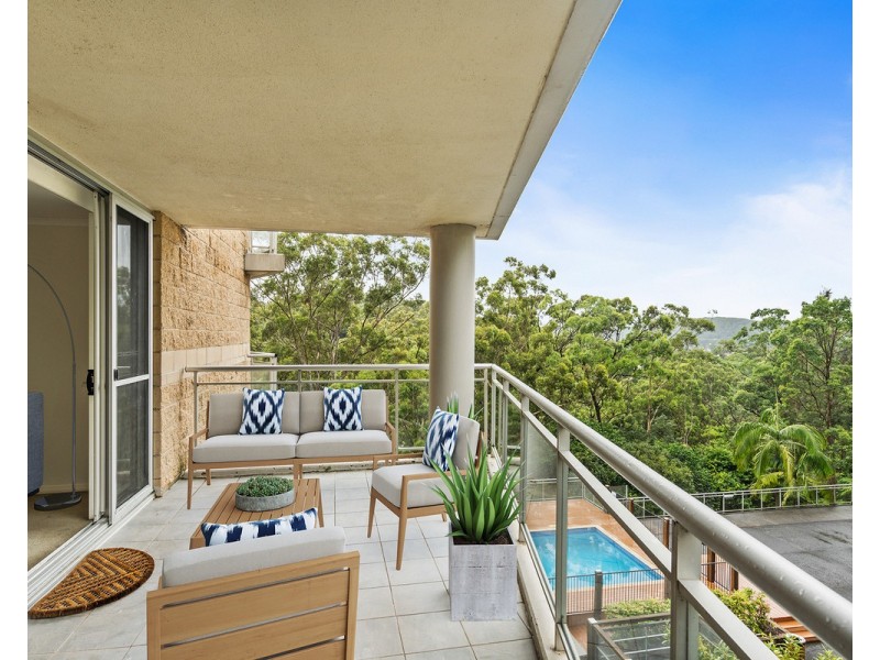222/80 John Whiteway Drive, Gosford NSW 2250