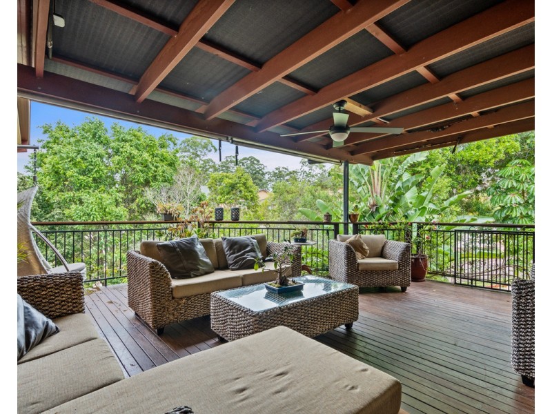 33 Cambourn Drive, Lisarow NSW 2250