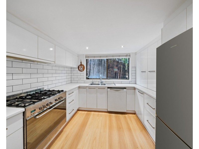 89 Chamberlain Road, Wyoming NSW 2250