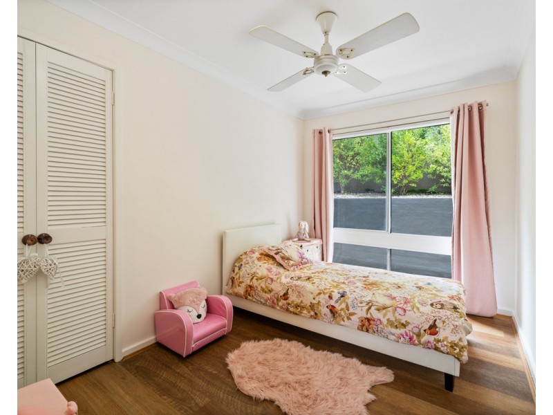 89 Chamberlain Road, Wyoming NSW 2250