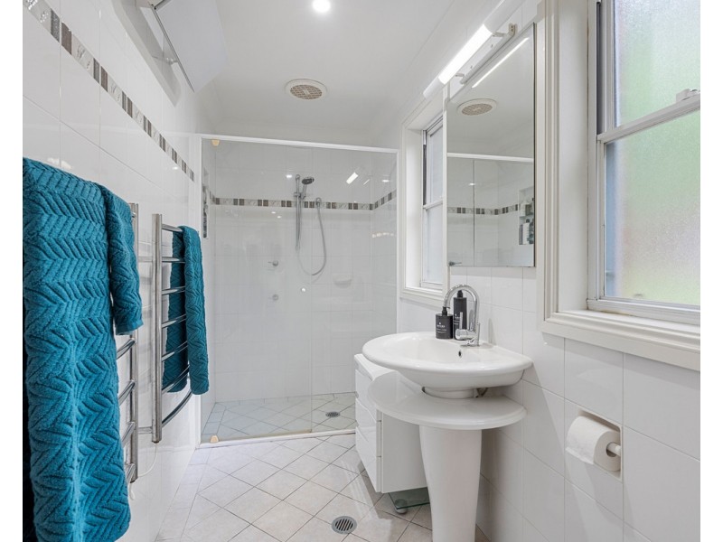 31 Maya Street, Wyoming NSW 2250